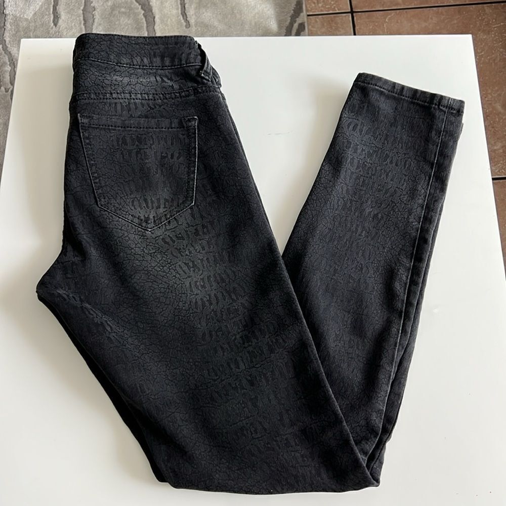Mind Code Women’s Snake Print Black Skinny Pants